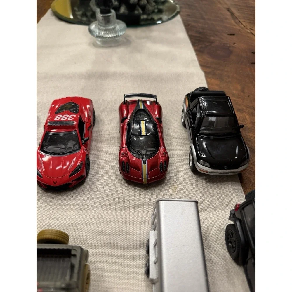 Lot Of 21 Kinsmart 1:46 1:40 1:38 1:36 1:34 1:28 Scale Diecast Car Loose. As Is